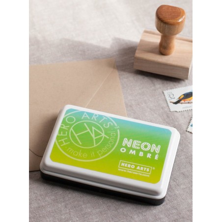 Chartreuse to Blue - Neon Ombre - Inchiostro Hero Arts