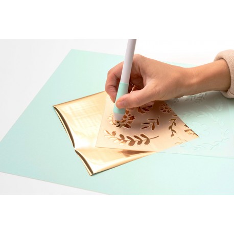 We R Memory Keepers Foil Quill Freestyle Floral Stencils