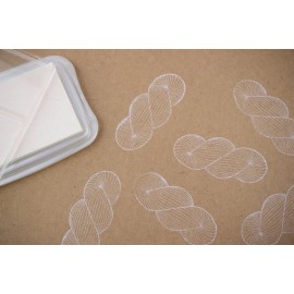 Inchiostro Brilliance ink pad Moonlight white di Tsukineko 2