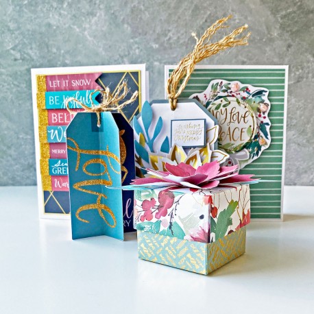 All Aboard Mega Holiday Cardmaking Kit - di Spellbinders