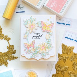 Ornate banner die set - fustella di Pinkfresh Studio 2