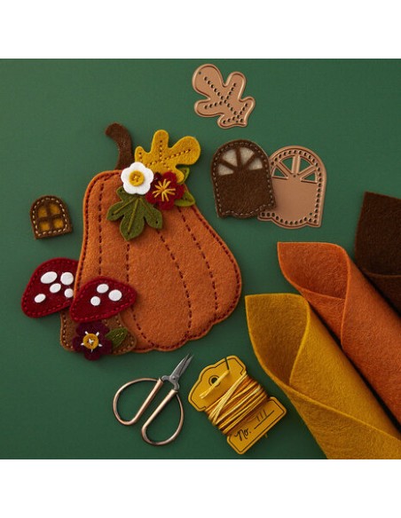 Felt Pumpkin Lane House Etched Dies